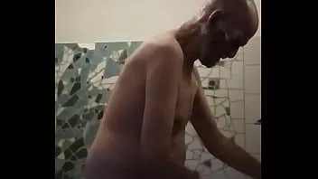 Play Headshave & masturbation february 2022