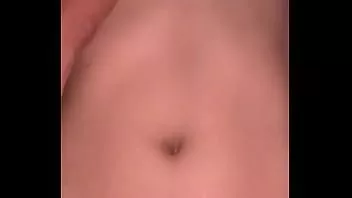 Play Cô em gái áng thng