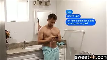 Oynat Milf genç adamı unutur ve olgun bf için bacakları açar