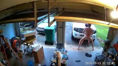 Redare Catching Sunlight: Public Daytime Mașină dracu cu un MILF ghemuit