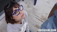 Redare Adolescenții mici Ryder Rey și Lilith Grace preiau pula tare a lui Mike Avery