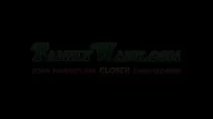 Играть Извращенная падчерица Габриэла Лопес и Маккензи Ли наслаждаются диким сексом втроем с интенсивным лизанием киски и страстным минетом