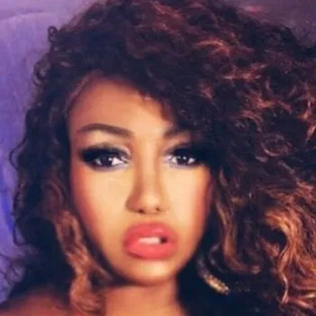 ポルノスター Dominique Simone