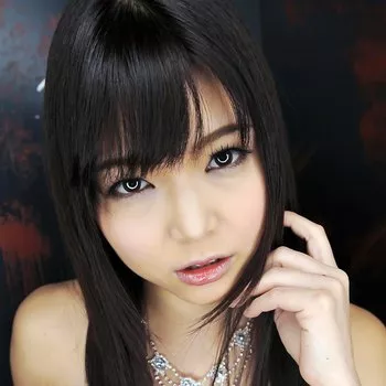 Star du porno Megumi Shino