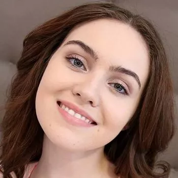 ポルノスター Freya Parker